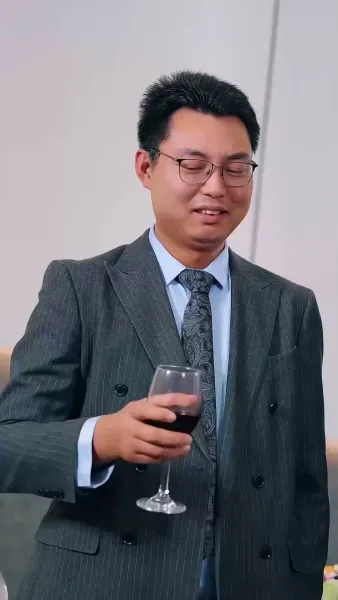 อดีตคู่หมั้นคือมหาเศรษฐี