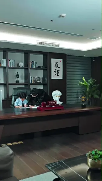 [พากย์เสียง] พ่อกลับมาเพื่อทวงสิทธิ์