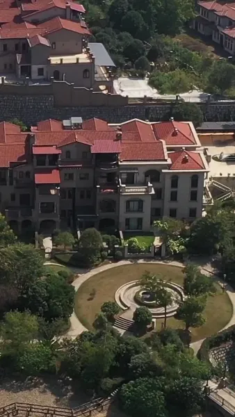 Kiss Me with Unspoken Love