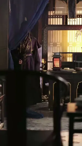 ทั้งวังแอบฟังหัวใจฉันถูกไล่ล่ารัก