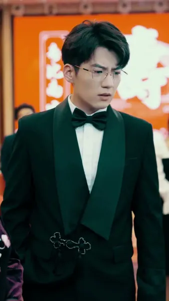 หงส์ผงาดเหนือชะตา