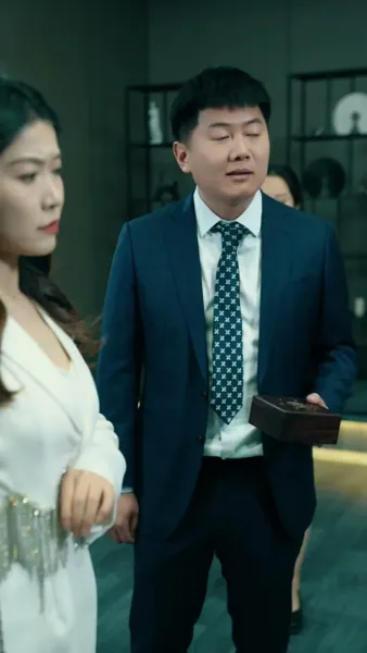 หงส์ผงาดเหนือชะตา