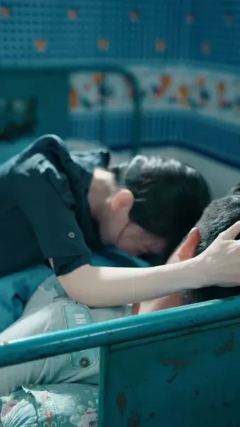 หงส์ผงาดเหนือชะตา