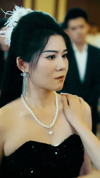 หงส์ผงาดเหนือชะตา