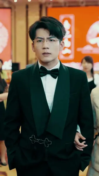 หงส์ผงาดเหนือชะตา