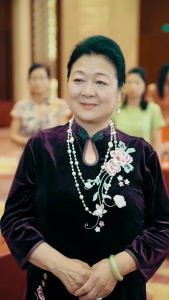 หงส์ผงาดเหนือชะตา