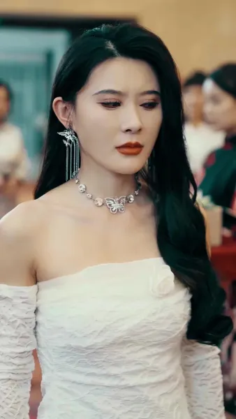 หงส์ผงาดเหนือชะตา