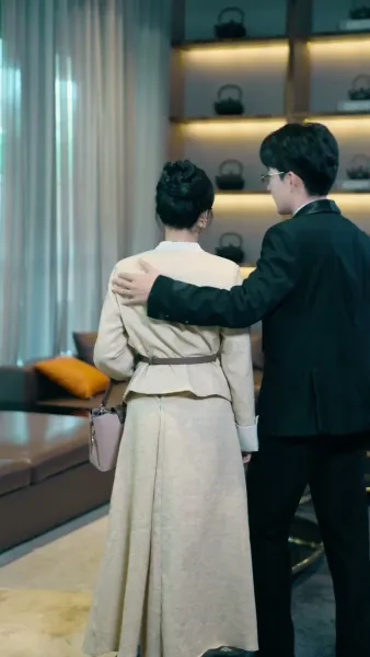 หงส์ผงาดเหนือชะตา