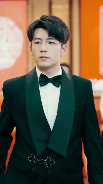 หงส์ผงาดเหนือชะตา