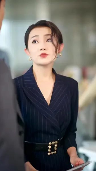 บอสของฉันกลายมาเป็นหวานใจ