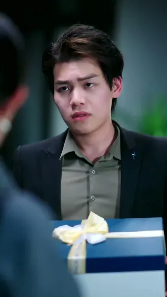 บอสของฉันกลายมาเป็นหวานใจ