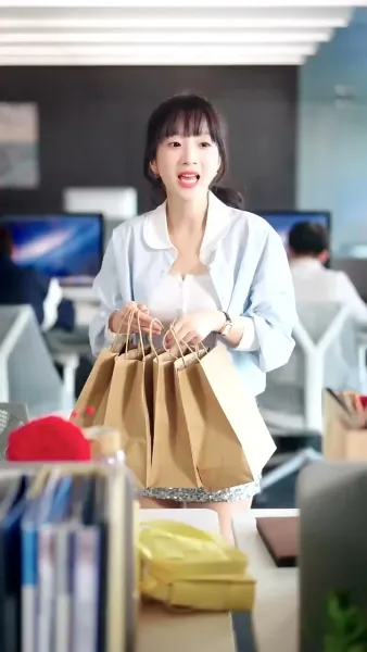 บอสของฉันกลายมาเป็นหวานใจ