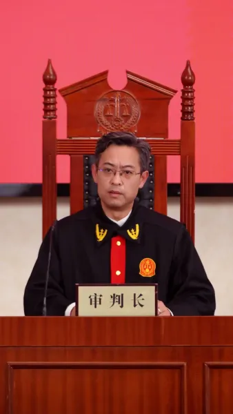 เต็ดดี้ฉีกขาดชีวิตแต่งงานของพวกเขา