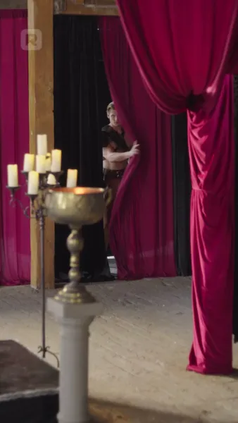 ปลดโซ่ตรวนชะตาคู่