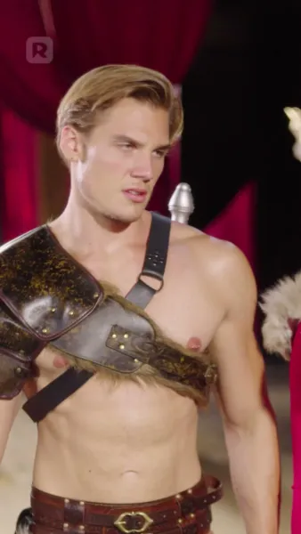 ปลดโซ่ตรวนชะตาคู่