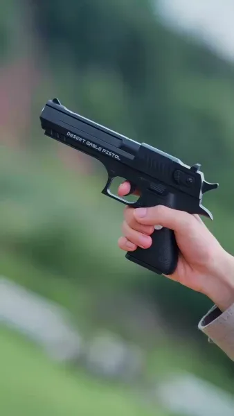 เดิมพันแค้น ใจเผลอรัก