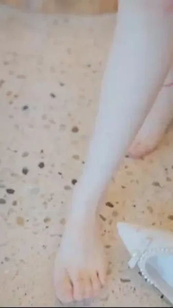  คุณลู่ หยุดทำร้ายเถอะ เมียฝังไปแล้ว