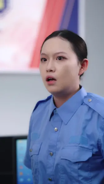 คืนเข้ามา แตงไม้ฤดูใบไม้ผลิดำลง