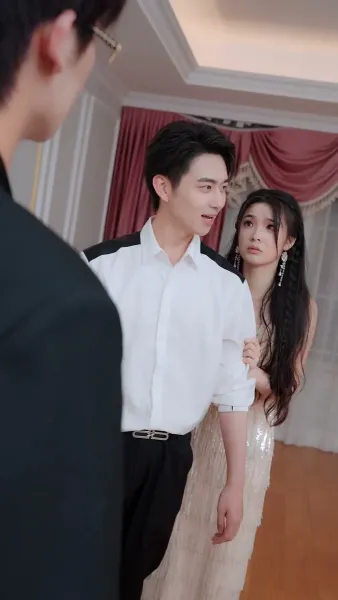 คืนเข้ามา แตงไม้ฤดูใบไม้ผลิดำลง