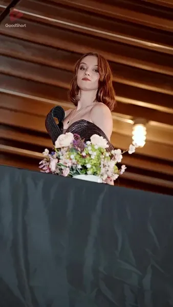 โบกหัวใจให้แลนด์ลงที่เธอ