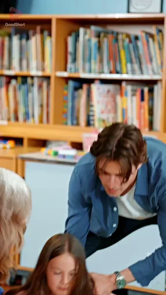 โบกหัวใจให้แลนด์ลงที่เธอ