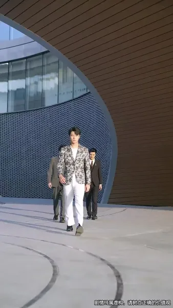 แผลกลางใจ