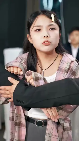 ร้อยร้าวผูกพันรัก(พากย์ไทย)