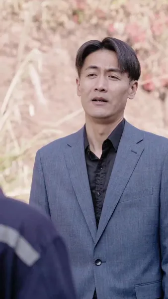 บอสสาวปลอมตัว