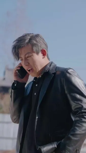 บอสสาวปลอมตัว