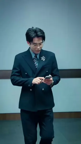 คลื่นรักแรงแค้น