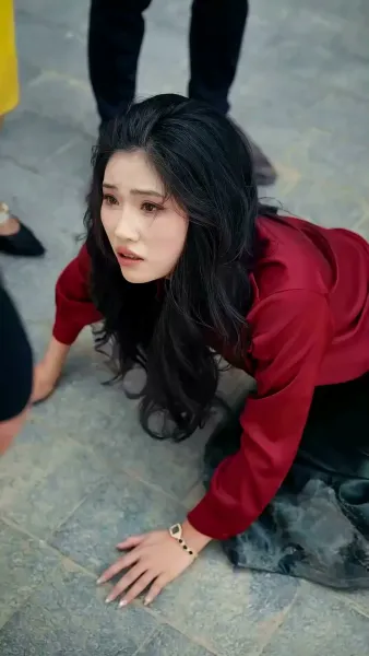 คลื่นรักแรงแค้น