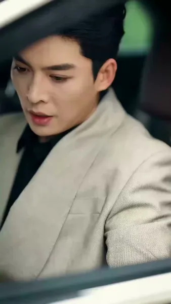 คลื่นรักแรงแค้น