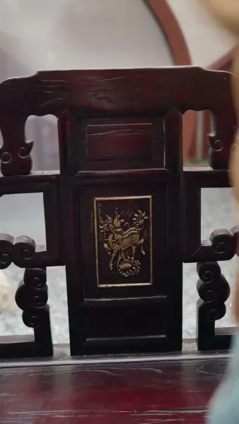 พี่น้องของกษัตริย์ผู้ล่วงลับ