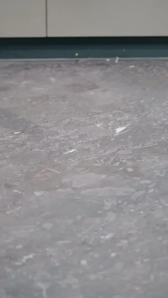 พี่น้องของกษัตริย์ผู้ล่วงลับ