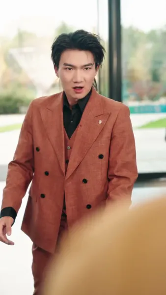 พี่น้องของกษัตริย์ผู้ล่วงลับ