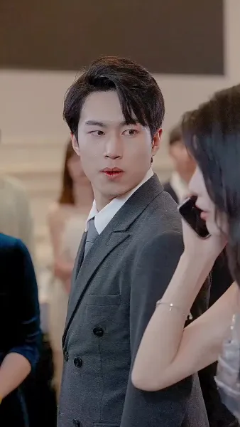 วีรบุรุษกู้ชาติ