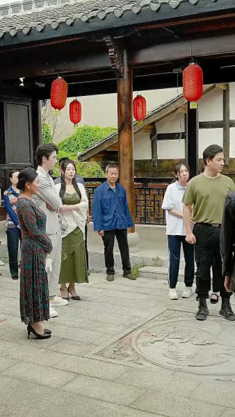 วีรบุรุษกู้ชาติ