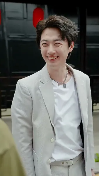 วีรบุรุษกู้ชาติ