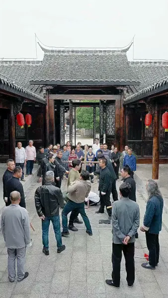 วีรบุรุษกู้ชาติ