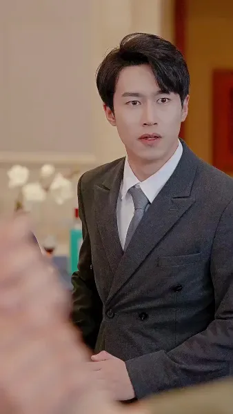 วีรบุรุษกู้ชาติ