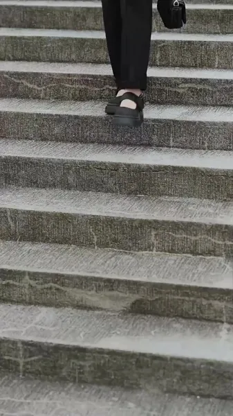 หลังแต่งงานแบบสายฟ้าแลบ: ภรรยาที่ไม่ยอมตามกฎ