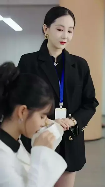 หลังแต่งงานแบบสายฟ้าแลบ: ภรรยาที่ไม่ยอมตามกฎ