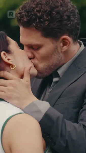 พิทักษ์หัวใจในวังวนลวง