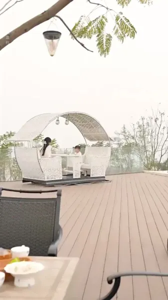 ปีนั้นดวงอาทิตย์ส่องแสง