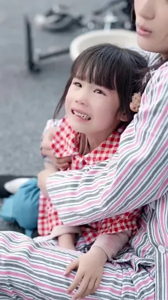 ปีนั้นดวงอาทิตย์ส่องแสง