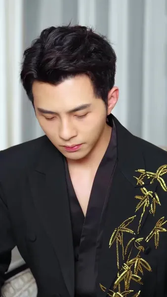 หลุดจากรักลวง(พากย์ไทย) 