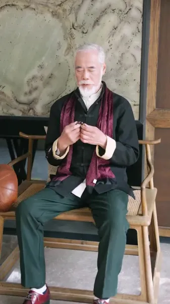 ลูกเป็ดขี้เหร่! ตัวประกอบไร้ชื่อ! แต่เหล่าบอสกลับแย่งกันพาเธอกลับบ้าน!