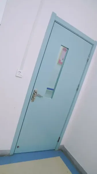 ลูกเป็ดขี้เหร่! ตัวประกอบไร้ชื่อ! แต่เหล่าบอสกลับแย่งกันพาเธอกลับบ้าน!