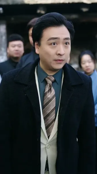 ลูกเป็ดขี้เหร่! ตัวประกอบไร้ชื่อ! แต่เหล่าบอสกลับแย่งกันพาเธอกลับบ้าน!