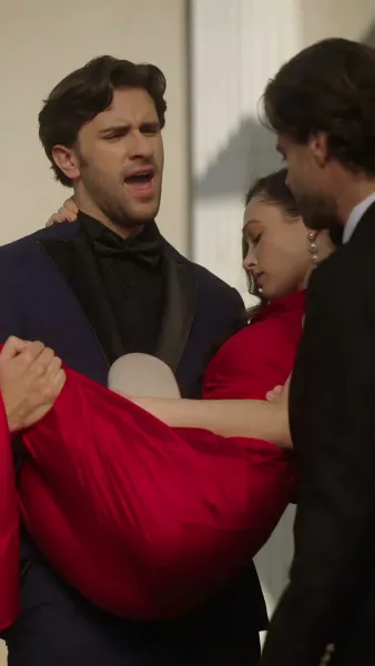 ทายาทสาวหวนคืนตำแหน่ง